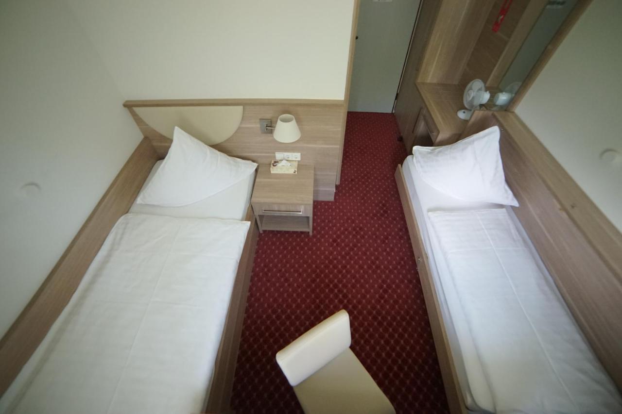 שטוטגרט Aparthotel Wangener Landhaus מראה חיצוני תמונה